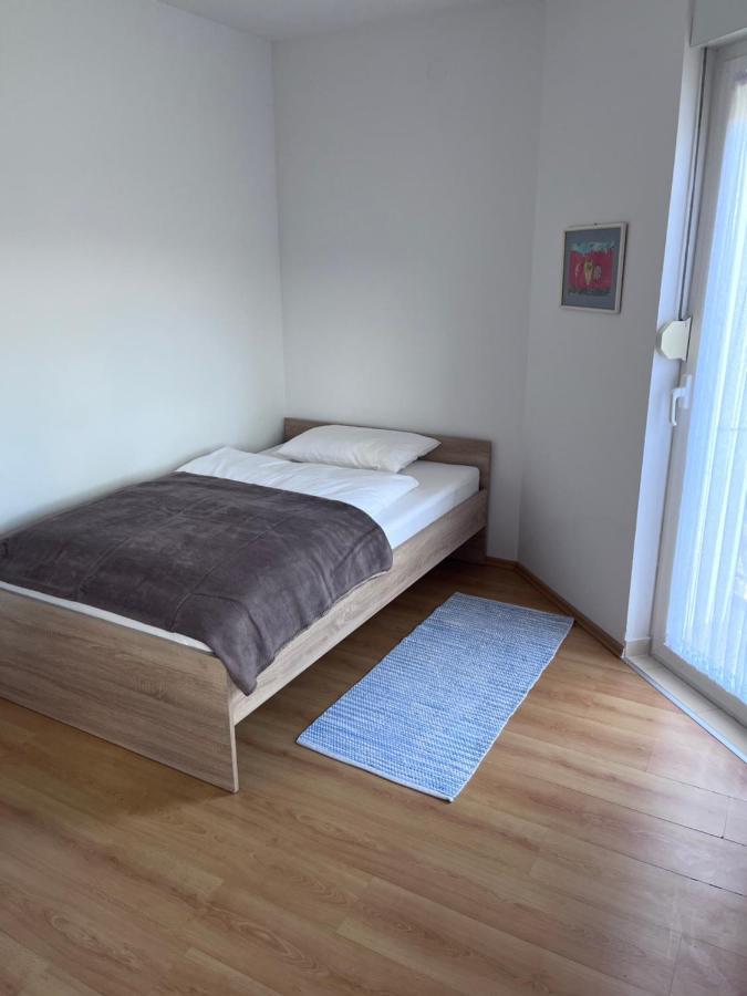 Apartman Magnolia Petrovina Turopoljska Exterior foto